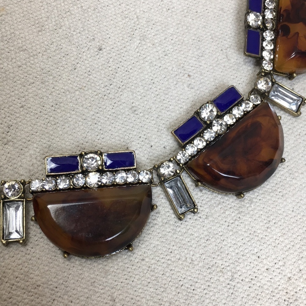 Bauble Bar Faux tortoise statement necklace - Picture 4 of 9